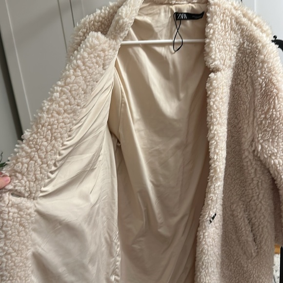 Zara Jacket - Picture 5 of 5